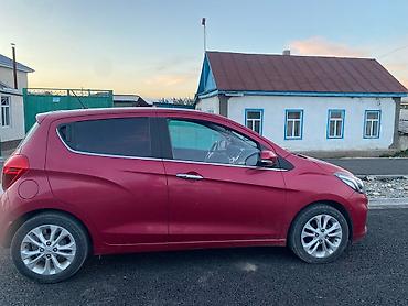 Транспорт: Chevrolet Spark: 2019 г., 0.1 л, Автомат, Бензин, Хэтчбэк — 3