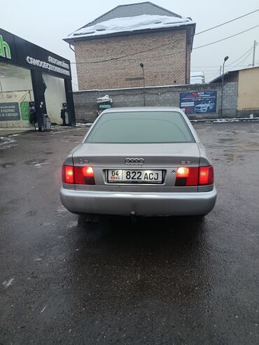 Audi: Audi A6: 1994 г., 2.6 л, Механика, Седан — 3