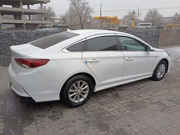 нюндай соната: Hyundai Sonata: 2018 г., 2 л, Автомат, Газ, Седан