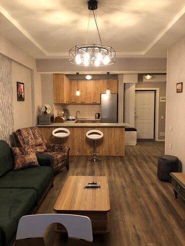 Uzunmüddətli kirayə mənzillər: Yasamal Rayonu Nizami Metrosu Nizami Mall 2 otaq. Mərtəbə - 19/7 Otaq — 3