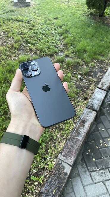 продажа iphone 14: IPhone 14 Pro Max, Б/у, 128 ГБ, Black Titanium, Защитное стекло, Чехол, 80 %