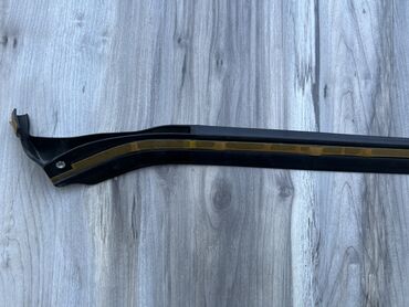 Двери и комплектующие: Уплотнитель двери Задняя левая Toyota, Новый, Оригинал — 6