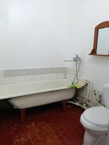 Продажа квартир: 1 комната, 35 м², 106 серия, 1 этаж, Старый ремонт — 12