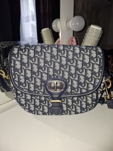 Torbe: Nova torba. Christan Dior. teget boja. ima podesivi kais — 3