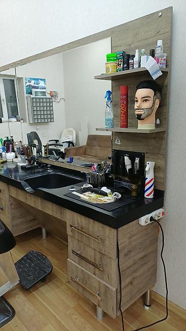 tap az salon avadanliqlari: Münasib qiymətə satılır 2 kreslo 2 uvanikli güzgülü şkaf hər birində 2 — 5