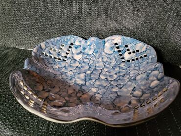 Kuhinjski setovi: Cinija nova sa stopama Fena porcelan Nemacka. 70te. Boja — 6