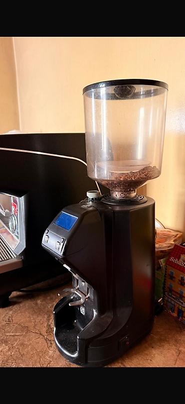 core 2: Профессиональная эспрессо‑машина Nuova Simonelli Appia (2 группы) + — 5