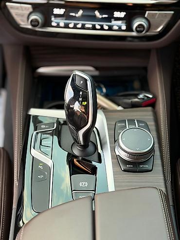 BMW: BMW 5 series: 2019 г., 2 л, Бензин — 10