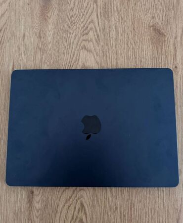Мониторы: Б/у Apple MacBook, 13.5 ", Apple M2, 512 ГБ