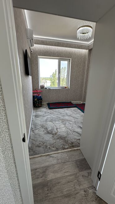 квартира без хозяин ак орго: 2 комнаты, 40 м², Индивидуалка, 3 этаж, Дизайнерский ремонт