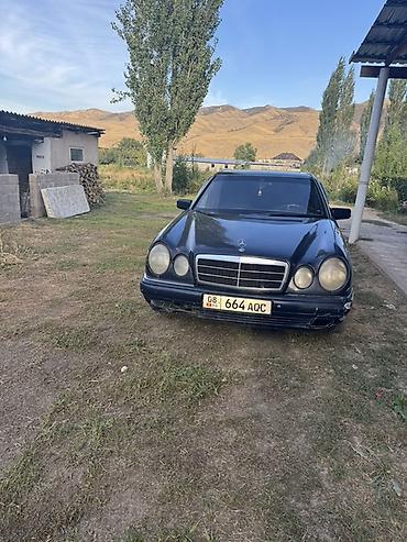 subaru a: Mercedes-Benz E-Class: 1999 г., Седан — 1