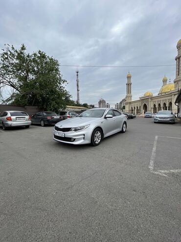 форестер 2015: Kia K5: 2017 г., 2 л, Автомат, Газ, Седан