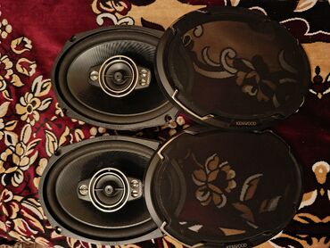 böyük kalonka: Kenwood KFC-PS6996 model avtomobil dinamikləri ilə səyahətlərinizi