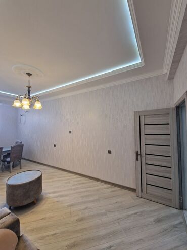 Yeni tikili: 3 otaqlı, Yeni tikili, 120 kv. m — 2