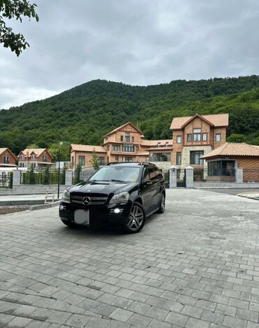 Mercedes-Benz: Mercedes-Benz GL-Class: 4.7 l | 2011 il Ofrouder/SUV — 4