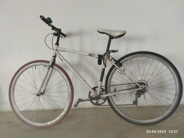 Другой транспорт: Продаю велосипед. 
Колесо 28.
Рама метал. 
Состаяния нормальный