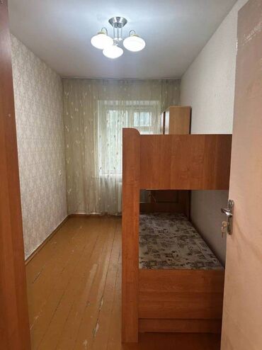 Продажа квартир: 3 комнаты, 60 м², 2 этаж, Старый ремонт