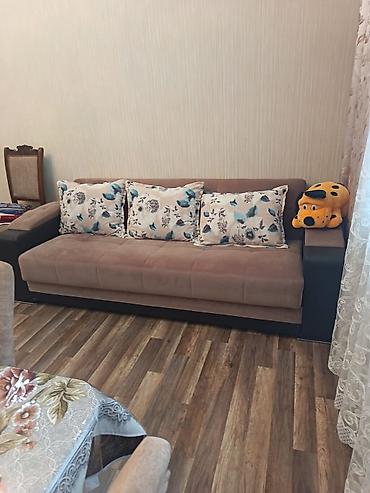 divan hovsan: Divan, Yeni, Açılan, Bazalı, Çatdırılma yoxdur — 3