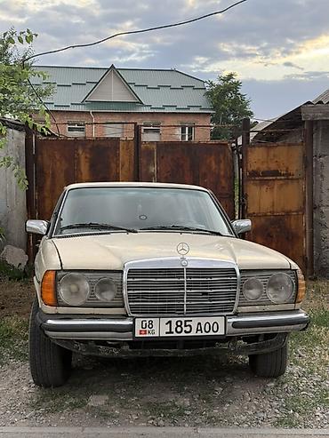 devo matiz: Mercedes-Benz W123: 1982 г., 2 л, Механика, Дизель, Седан — 3