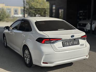 колв 3: Toyota Corolla: 2023 г., 1.8 л, Вариатор, Гибрид, Седан — 5