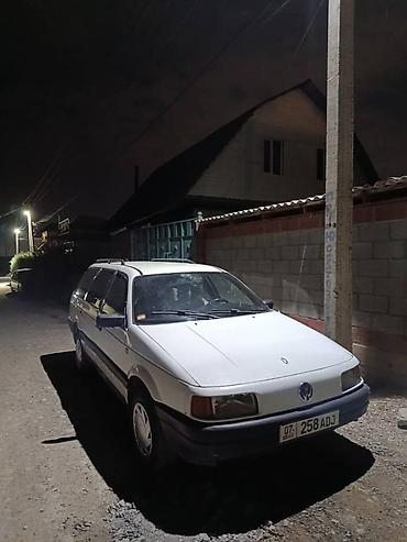 Volkswagen: Volkswagen Passat: 1990 г., 1.8 л, Механика, Бензин, Универсал — 3