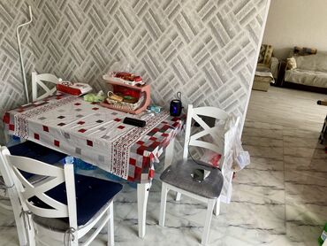 Uzunmüddətli kirayə evlər: 70 kv. m, 3 otaqlı, Kanalizasiya, İşıq, Qaz — 20