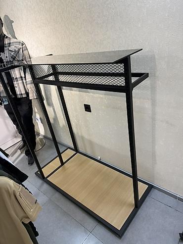 Оборудование для магазинов: Mağaza üçün metal asılqan stendi - Material: qara toz boya ilə — 1