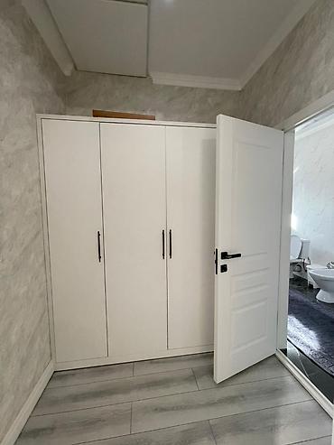 Продажа квартир: 5 и более комнат, 220 м², 2 этаж — 16