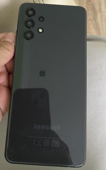 ayfon telefon zengleri: Samsung Galaxy A32, rəng - Qara
