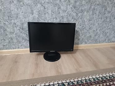 komputer ekran səkilləri yuklə: Samsung LCD monitor - Təxminən 21–22 düymlük ekran diaqonalı (16:9 — 1