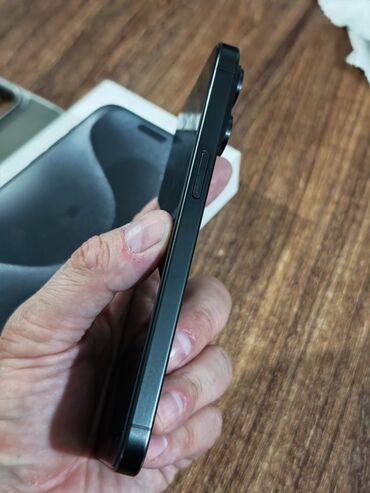 Apple iPhone: Apple iPhone iPhone 15 Pro Max, 256 GB, Black Titanium — 10