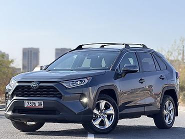 Toyota: Toyota RAV4: 2021 г., 2.5 л, Автомат, Гибрид, Кроссовер — 2