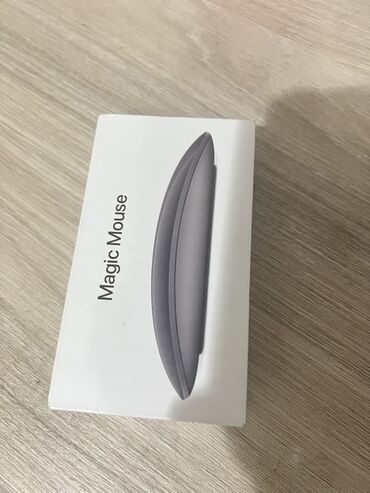 сколько стоит мышка для макбука: Беспроводная мышь Apple Magic Mouse в черном цвете. Эта компактная