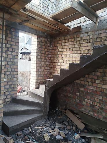Beton işləri: Monolit beton pilləkənlərin layihələndirilməsi və hazırlanması xidməti — 1