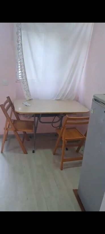 kiraye ev xacmaz: Tecili Sabuncuda Bazarin yaninda 1 otaq 1 metbex adelni heyet evi