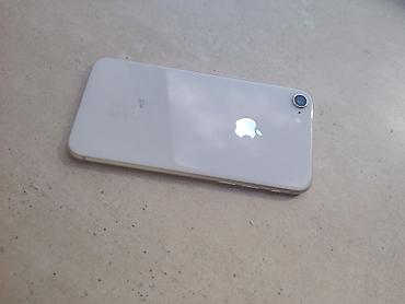 iphone 2 el: IPhone 8, 64 GB, Ağ, Barmaq izi, Simsiz şarj — 4