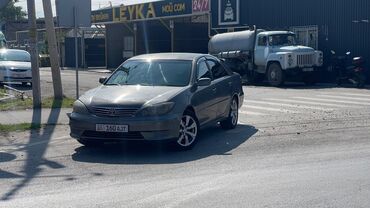 срочно продам авто в связи с переездом: Toyota Camry: 2005 г., 2.4 л, Автомат, Бензин, Седан