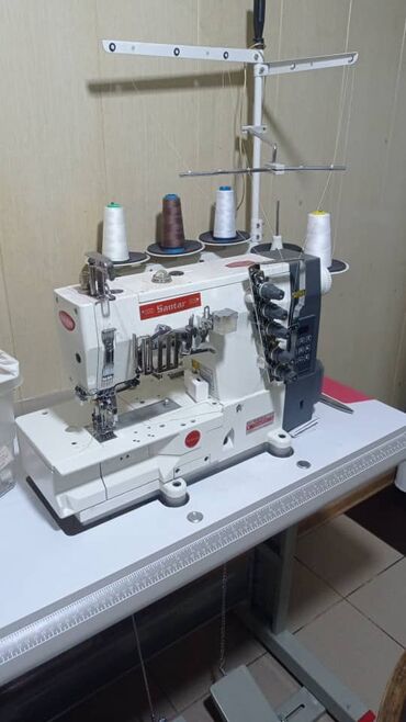 baoyu швейная машина: 4 нитка и распошиватель. Продам новая