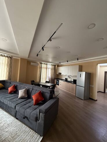 доброй плаза: 3 бөлмө, 95 кв. м, Элитка, 10 кабат, Дизайнердик ремонт