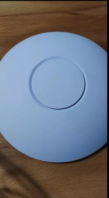 vifi: Unifi Ap Ac Lr vifi paylayici yenidir ciddi alicilar yazssin