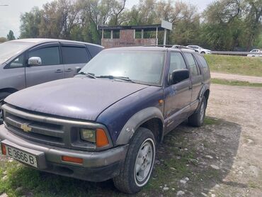 Chevrolet: Chevrolet Blazer: 1998 г., 4 л, Автомат, Бензин, Внедорожник