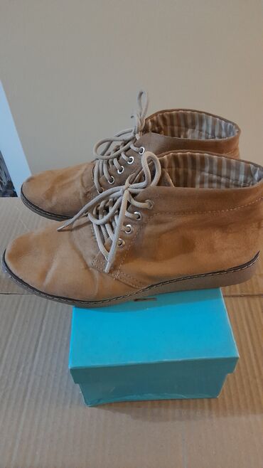 Ботинки и ботильоны: Женская обувь, размер 38, фирменные: - Ботиночки, цвет коричневый at lalafo.kg — 11 Ботинки и ботильоны: Женская обувь, размер 38, фирменные: - Ботиночки, цвет коричневый — 11