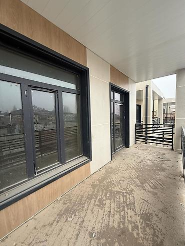 Продажа таунхаусов: В продаже ТаунХаус в селе Беш-Кунгой • Участок: 2,5 сотки • Площадь — 8