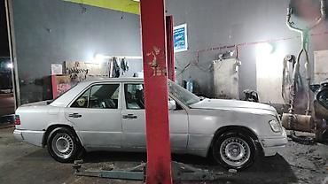 sari ford transit: Mercedes-Benz W124 sedan Salam Maşın xadavoyu yaxşı vəziyyətdədi özüm — 3