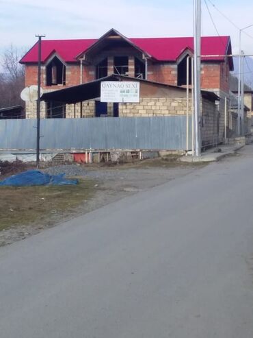 2 otaql�� ev in Azərbaycan | EVLƏRIN SATIŞI: 260 kv. m, 7 otaqlı