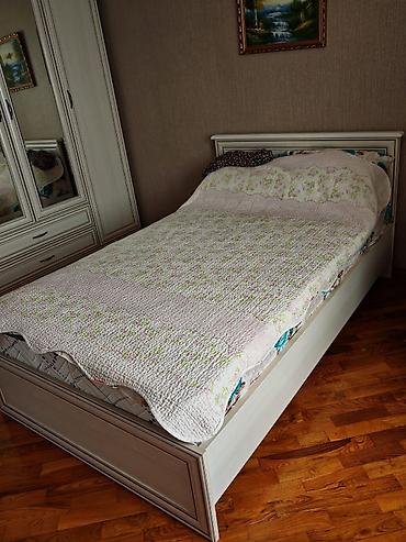 İşlənmiş, İkinəfərlik çarpayı, Bazasız, Matras ilə, Siyirməsiz