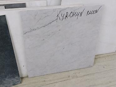 Мраморная плита Kyrchyn Moon - Натуральный мрамор светло-серого цвета