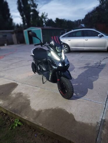 продажа скутеров бишкек: Скутер Yamaha, 150 куб. см, Бензин, Б/у