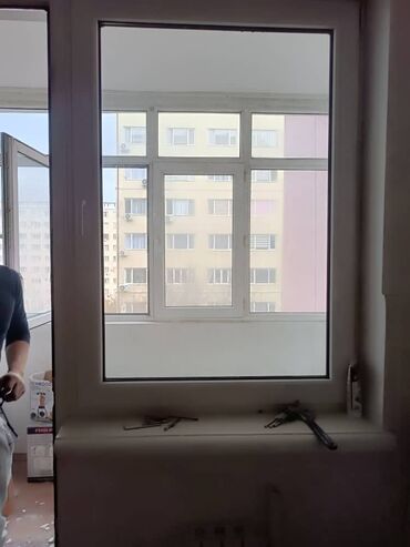 продаю целофан: Продается окно
высота 144.7
ширина 103.3
