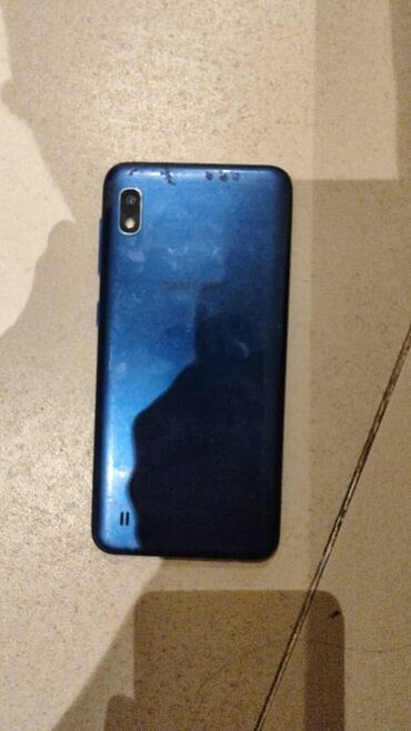 Мобильные телефоны: Samsung A10